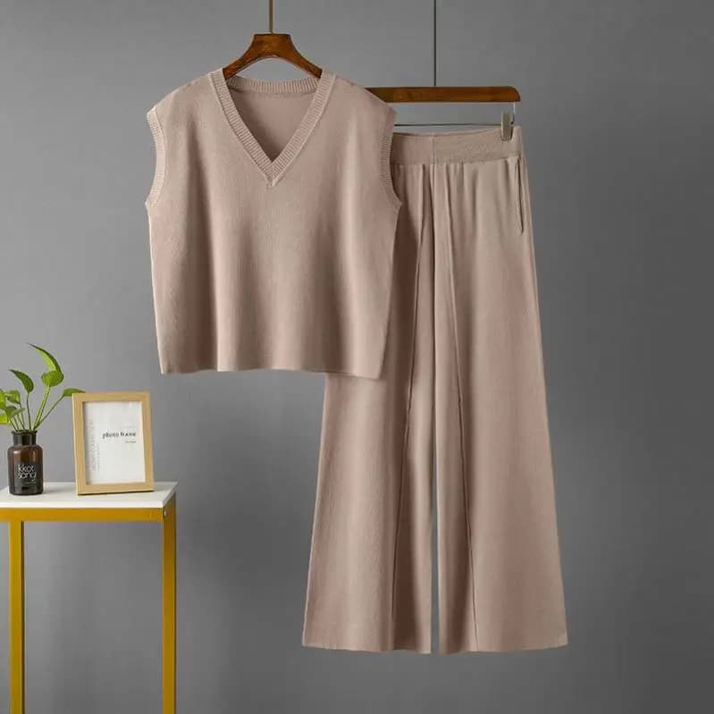 OEM/ODM Women's Casual Two Piece Knit Set - V-Neck Sleeveless Top & Wide Leg Pants